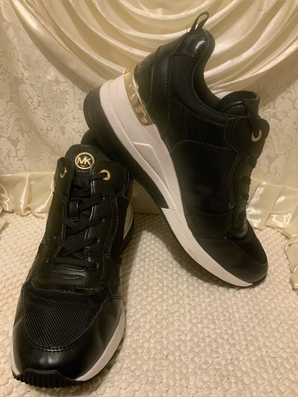 MICHAEL KORS